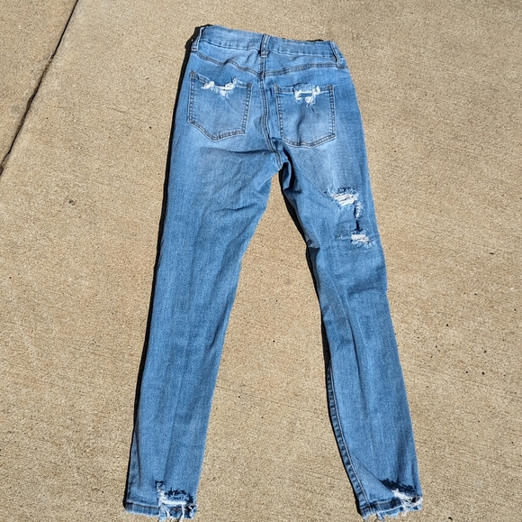 Rue 21 heavy distressed skinny jeans - Picture 3 of 5